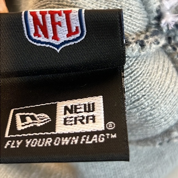NFL Dallas Cowboys New Era Winter Beanie - Picture 7 of 9